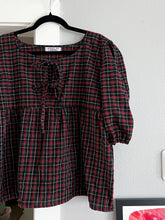 Load image into Gallery viewer, Babydoll Tie Top