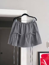 Load image into Gallery viewer, Bow Mini Skirt
